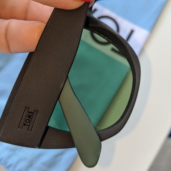 Toms Sunglasses - Traveller Sydney Edition NWT NWB - Picture 4 of 7